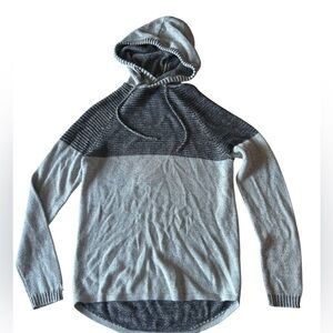 Men's Two-Tone Hooded Sweater